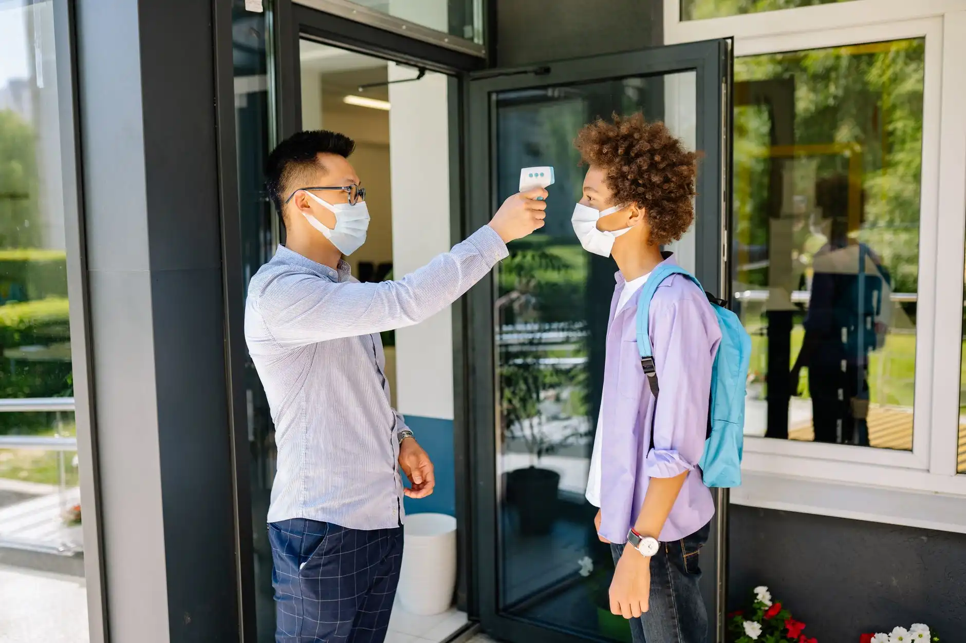 深圳效果生物：保健食品与营养补充剂研发生产的全流程质量控制体系解析